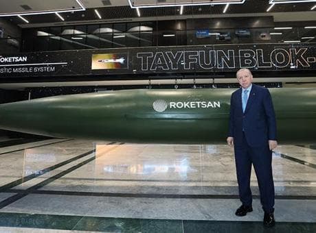 Cumhurbaşkanı Erdoğan'dan Tayfun Blok-4 füzesini imza