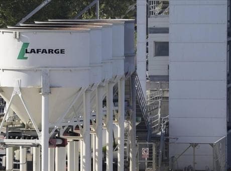 Fransız çimento firması Lafarge hakkında karar! 'Terör örgütünü finanse etmekten' yargılanıyordu