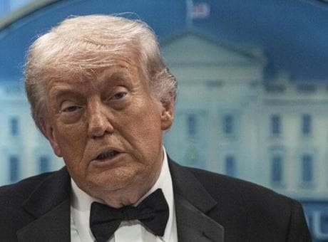 Trump'tan dikkat çeken iddia! 'Gemiler, Hürmüz yerine buraya geliyor'