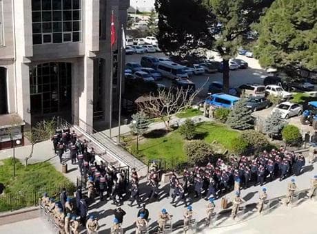 16 ilde dev operasyon! 3,5 milyarlık TL'lik suç ağı çökertildi