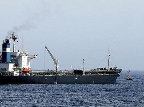 Yemen'de petrol tankeri kaçırıldı! Operasyon başlatıldı