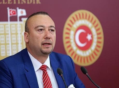 Son dakika... Görevden uzaklaştırılan Uşak Belediye Başkanı Özkan Yalım CHP'den ihraç edildi