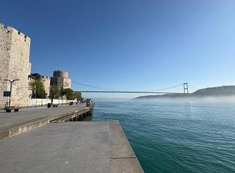 İstanbul'da sis! Boğaz hattı gemi trafiğine kapatıldı