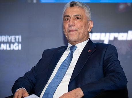 Bakan Bolat, 'Ticarette Türkiye Yüzyılı Zirvesi'nde konuştu: Herkesin rol model almak istediği bir ülkeyiz