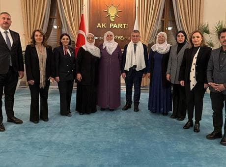 'Barış Anneleri'nden AK Parti'ye ziyaret