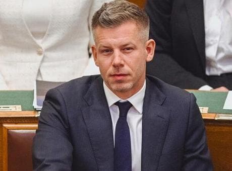 Macaristan'da 16 yıllık Orban devri sona erdi! Magyar'ın başbakanlığı resmen duyuruldu