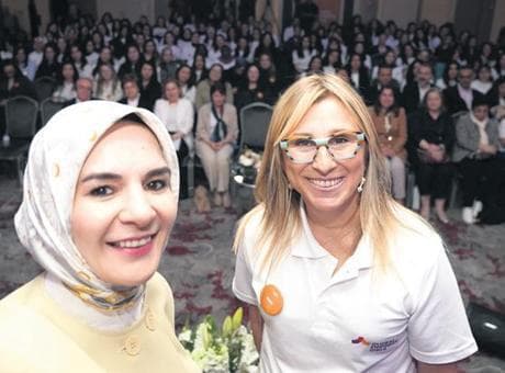 8 ülkeden mühendis kızlar İstanbul’da buluştular