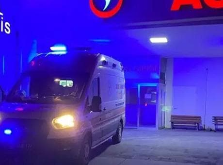 Manisa'da feci olay! Üst geçitteki asansöre sıkışan genç hayatını kaybetti