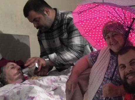 10 yıl boyunca annesine tek başına baktı! Acı haber Anneler Günü’nde geldi