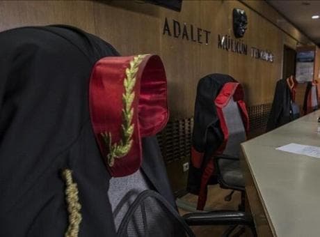 Depremde 77 kişinin öldüğü Hünkar Apartmanı'na ilişkin davada karar çıktı