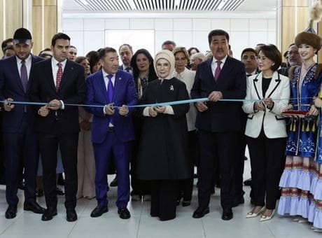 Emine Erdoğan, Kazakistan'da Sıfır Atık Eğitim Laboratuvarı'nın açılışını yaptı
