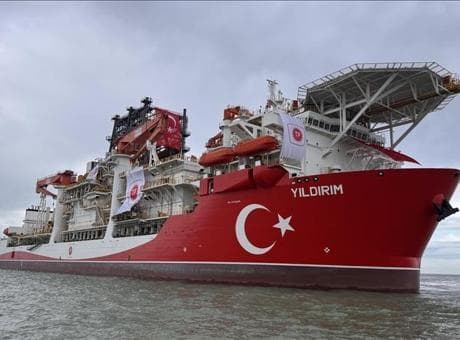 Yıldırım Derin Deniz Sondaj Gemisi, ilk görevi için Filyos'tan ayrıldı