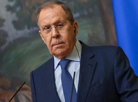 Rusya'dan sert mesajlar! 'Kimsenin peşinden koşmayacağız'