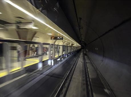 İstanbul'da iki metro hattında teknik arıza!