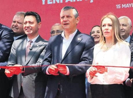 ‘Bir seçim kaybedersem bir dakika daha durmam’