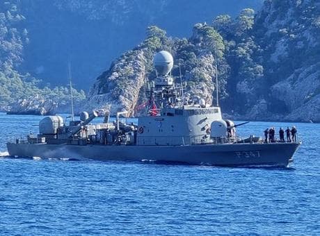 Çanakkale'de askeri gemiler ziyarete açılacak
