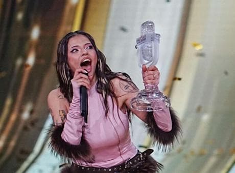 Eurovision'u İsrail'in elinden kaptı, Türkçe konuştu! Bulgaristanlı sanatçıdan dikkat çeken mesaj