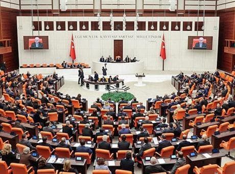 Öğrenci affı Meclis'e geliyor! YÖK’ün 27 maddelik taslağında kapsam genişledi: Üniversite kapıları yeniden açılacak