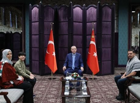 Cumhurbaşkanı Erdoğan, Gazze’nin küçük tanığı Ramazan Ebu Cezer'i kabul etti