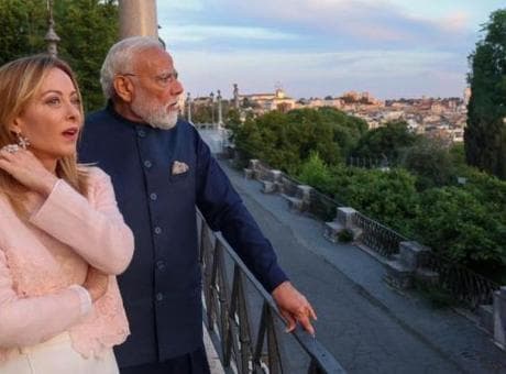 Hindistan Başbakanı Modi'den İtalya Başbakanı Meloni'ye sürpriz hediye! Görünce neye uğradığını şaşırdı