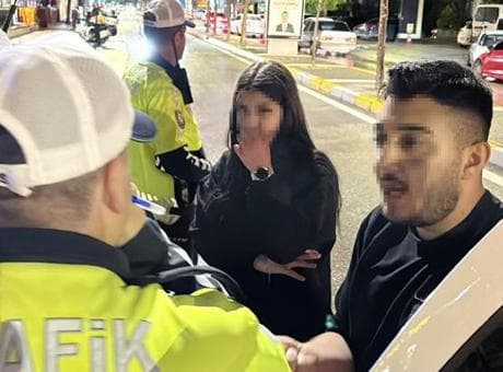 Aksaray'da pes dedirten olay! 'Kız arkadaşımın yanında bozma beni' dedi, reddedilince polise küfürler yağdırdı
