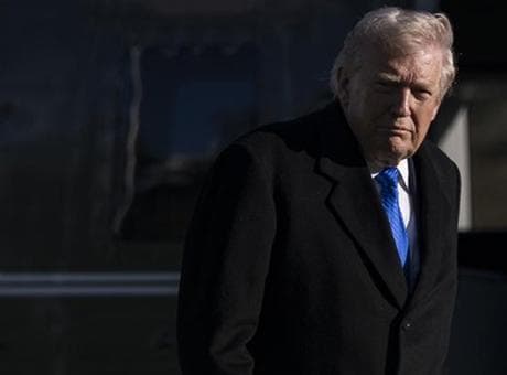 Trump, oğlunun düğününe bile katılmıyor! Beyaz Saray'da dikkat çeken hareketlilik... İran'a saldırı hazırlığı mı?