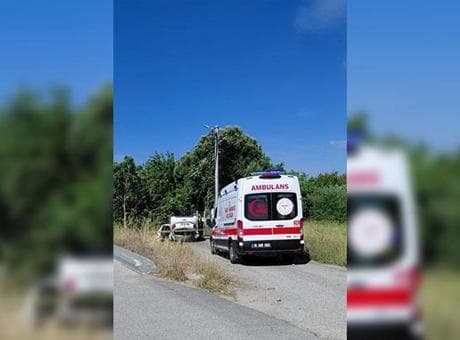 Balıkesir'de feci kaza! Devrilen otomobildeki 1 kişi öldü, 3 kişi yaralandı