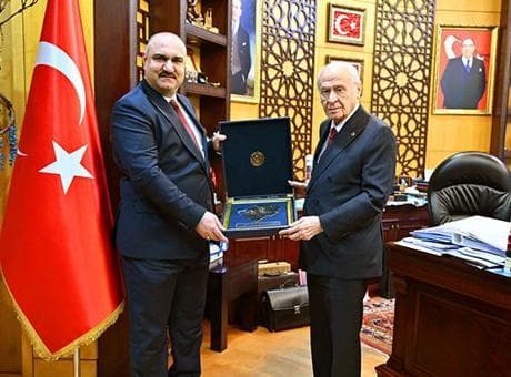 Devlet Bahçeli, Kerkük Valisi Muhammed Seman Ağa'yı kabul etti
