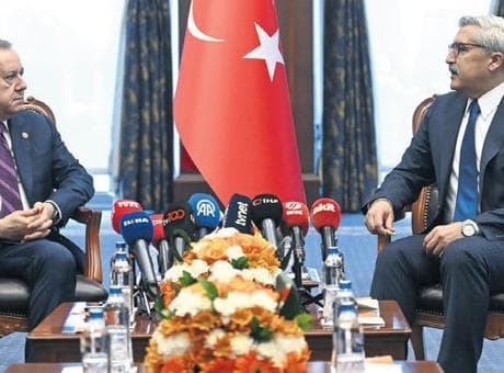 Partiler bayramlaştı! ‘Türkiye’nin birliğe ihtiyacı var’