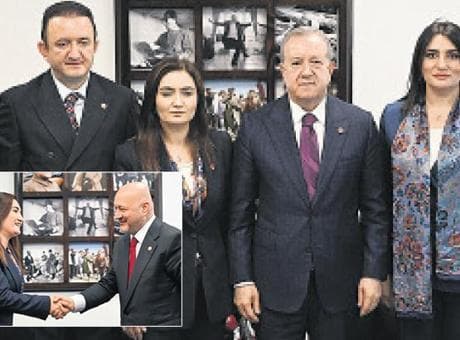 CHP’de bayramlaşma iki adrese bölündü