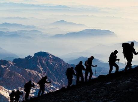 4 dağcı 5 bin 547 metre yüksekten düştü! Arama kurtarma çalışmaları sürüyor