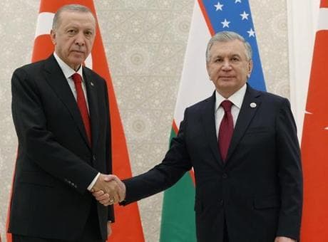 Denizli'deki feci kaza nedeniyle Özbekistan Cumhurbaşkanı Mirziyoyev'den Erdoğan'a taziye mesajı
