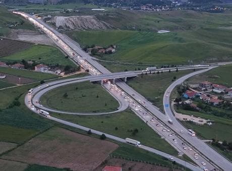 İstanbul’da sürücülere uyarı! Anadolu Otoyolu’nun Ankara-İstanbul yönü trafiğe kapatılıyor