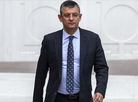Son dakika... Özgür Özel grup toplantısında konuşuyor