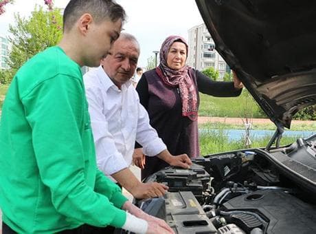 Sıfır kilometre araç aldılar sadece 6 ay kullanabildiler: Binmeye korkuyoruz