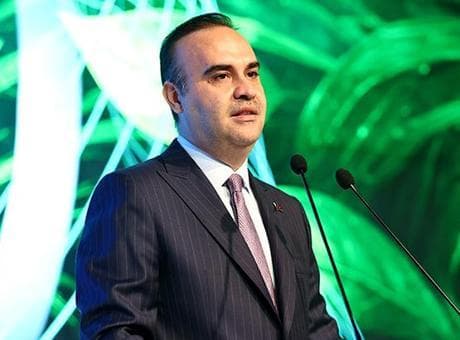Bakan Kacır'dan 'Sıfır Atık Forumu'nda 'yeşil dönüşüm' mesajı