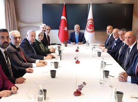 TBMM Başkanı Kurtulmuş, Süryani toplumu temsilcilerini kabul etti
