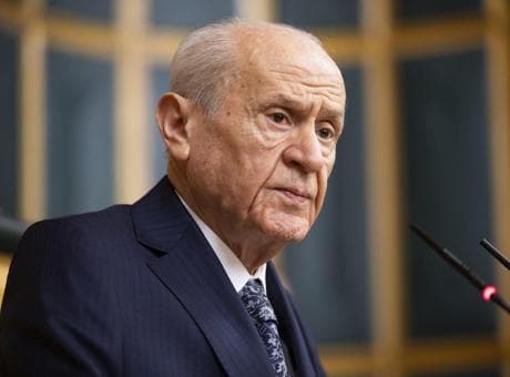 Son dakika... MHP lideri Bahçeli'den Özgür Özel'e çağrı: 'CHP'nin önünde iki yol vardır'