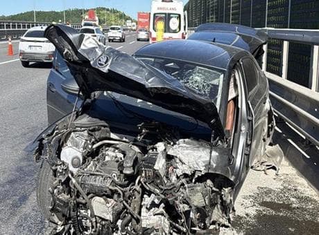 Sarıyer'de feci kaza! Zincirleme kazada 1'i ağır 4 kişi yaralandı