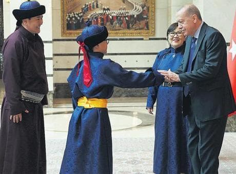 Beş büyükelçiden güven mektubu
