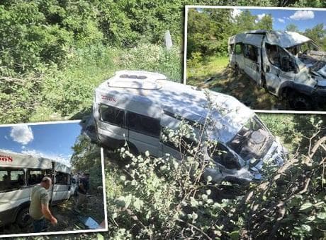 Burdur'da feci kaza! Minibüs tarlaya devrildi: Çok sayıda yaralı var