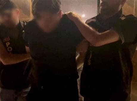 Kırmızı bültenle aranan uyuşturucu kaçakçısı Mersin'de yakalandı
