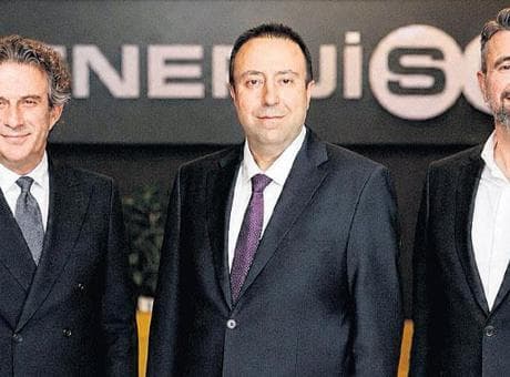 Üst yönetimde görev değişimi