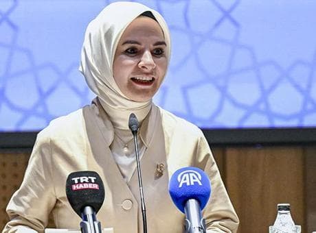 Bakan Göktaş, 'Evlenecek Gençlerin Desteklenmesi Projesi Evlilik Öncesi Eğitim Programı'nda konuştu