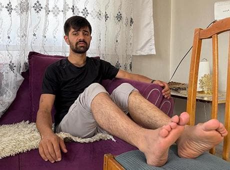 Diş ağrısıyla gittiği hastaneden sonra hayatı kabusa döndü! Yürüyemez hale geldiğini iddia etti