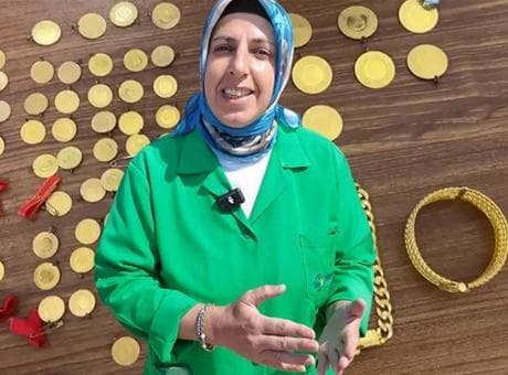 Plajda kumların arasından çıktı! Hemen fotoğrafını çekti: Benim için mutluluk verici