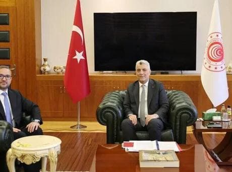 Bakan Bolat ve TCMB Başkanı Karahan bir araya geldi! Son ekonomik gelişmeler masada