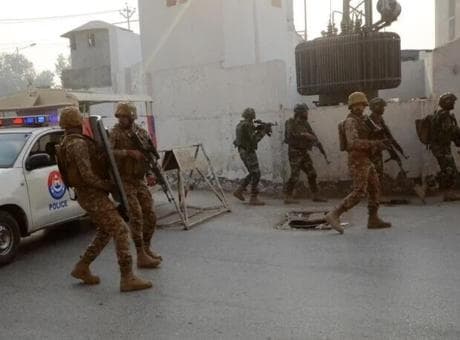 27 polisin öldürülmesinin ardından operasyon! Pakistan'da 83 militan etkisiz hale getirildi