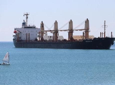 Marmara'da karaya oturan dev gemide kritik bekleyiş! Dalgıçlar su altına indi