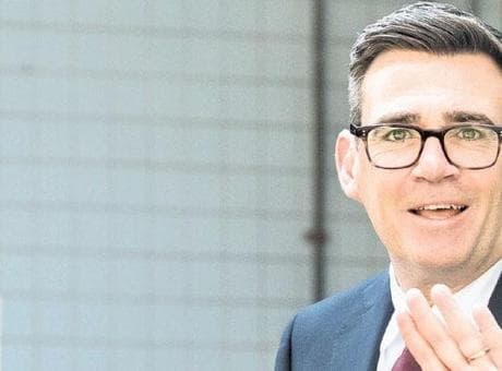 Burnham liderliği aldı